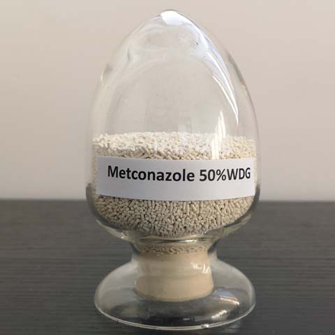 Metconazole; CAS NO 125116-23-6; A fungicide for fungal infections on fruit and other crops