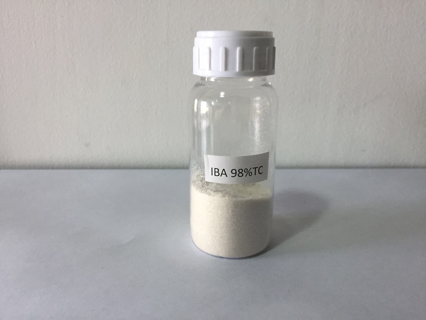 3-Indoleacetic Acid;IBA ; CAS 87-51-4 plant growth regulator for seedling stage and flowering stage 